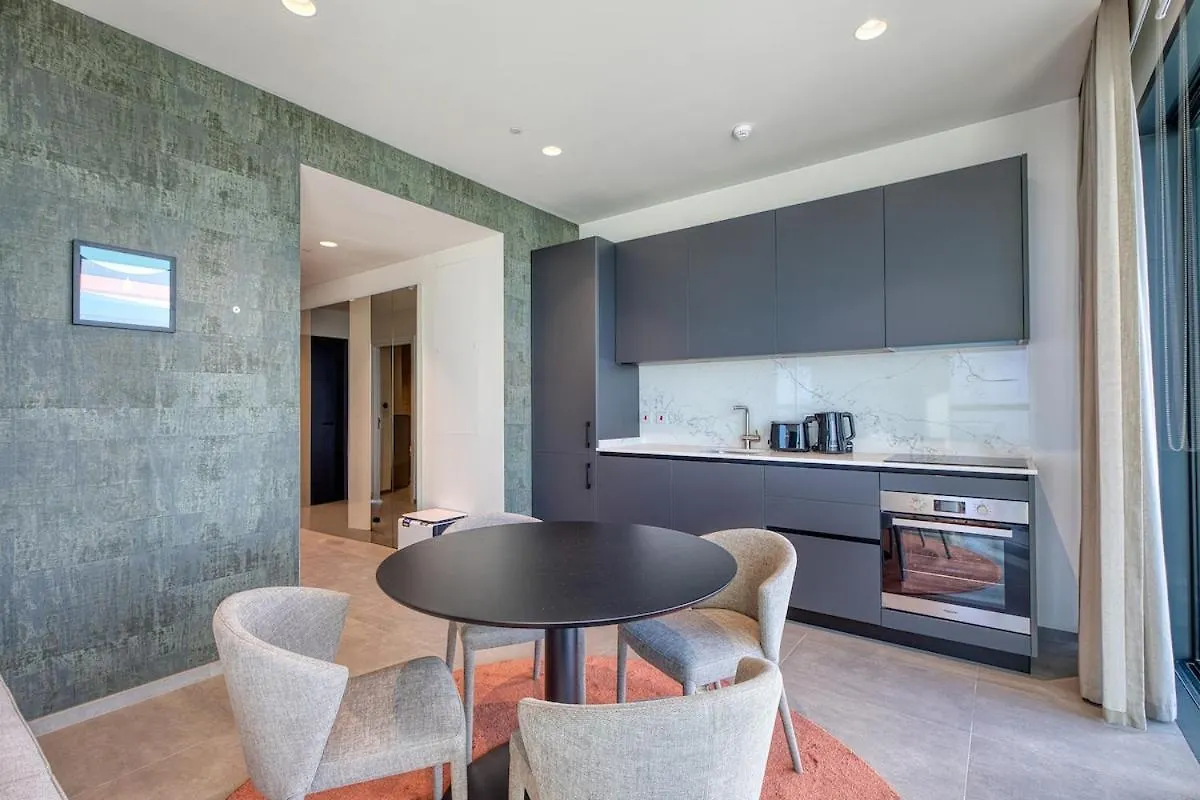 Stunning Apartment In The Iconic Mercury Tower Saint Julian's